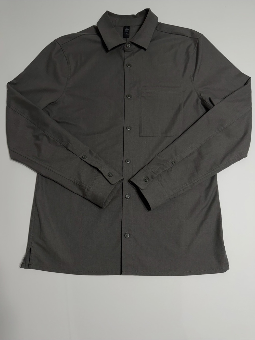 Lululemon Masons Peak Button Down Shirt Gray Green Stretch Travel Pocket Small